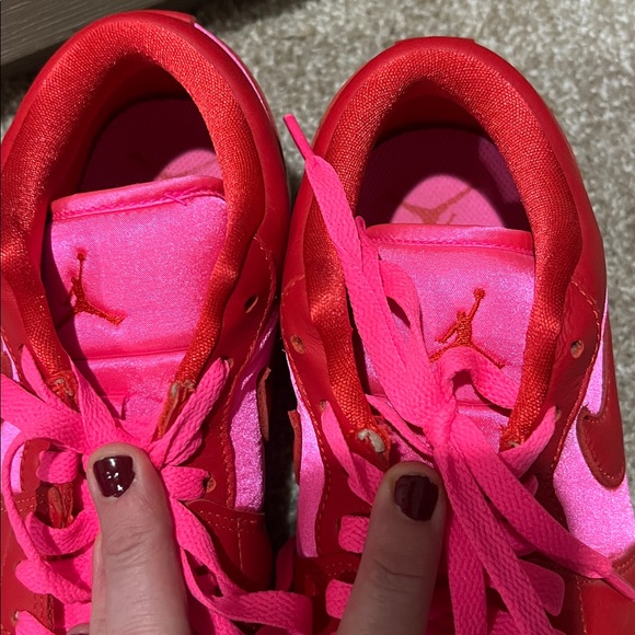 Nike Air Jordan 1 Low SE Pink Blast - Picture 11 of 11